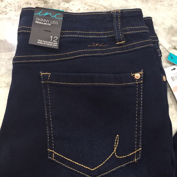 INC blue jeans. Regular fit. 12 - Picture 2 of 5